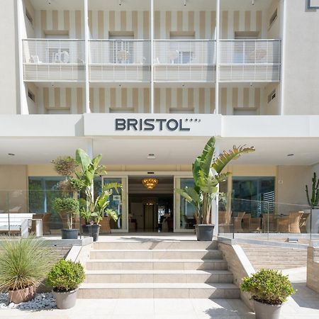 Hotel Bristol Каттолика Экстерьер фото