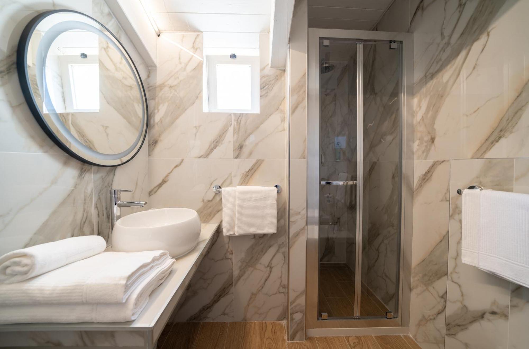 Hotel Bristol Каттолика Номер фото
